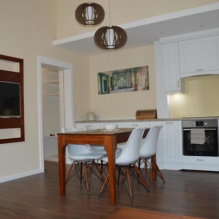 M2-Apartment سزومباثيلي المظهر الخارجي الصورة