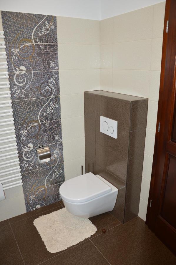 M2-Apartment سزومباثيلي المظهر الخارجي الصورة
